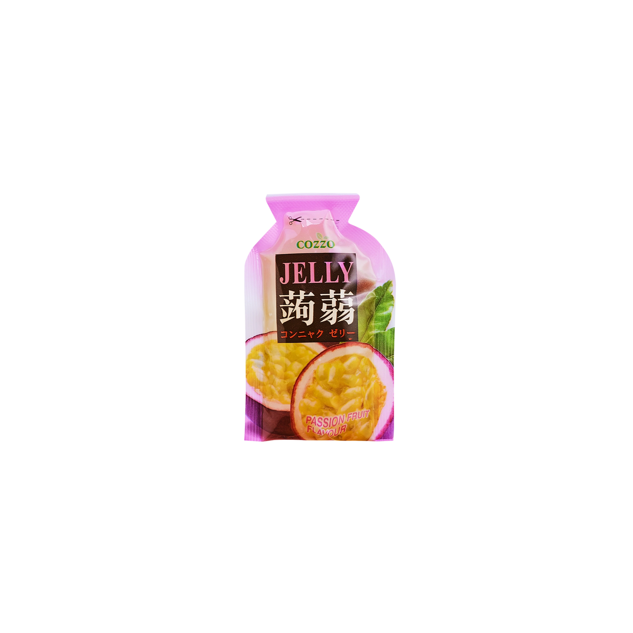 Low sugar candy — Cozzo Jelly passion fruit flavour pouch with a pink-purple top and passion fruit halves on the front, isolated on a transparent background.

حلويات قليلة السكر — كيس جيلي كوزو بنكهة باشن فروت بغطاء علوي وردي-بنفسجي، مع صورة حبات الباشن فروت المقطوعة على الواجهة، معزول على خلفية شفافة.